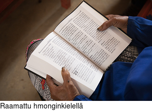 Raamattu hmonginkielell